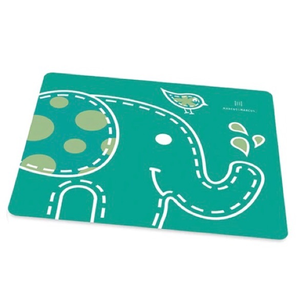 *LAST CHANCE* Marcus & Marcus Silicone Placemat - Picture 3 of 4